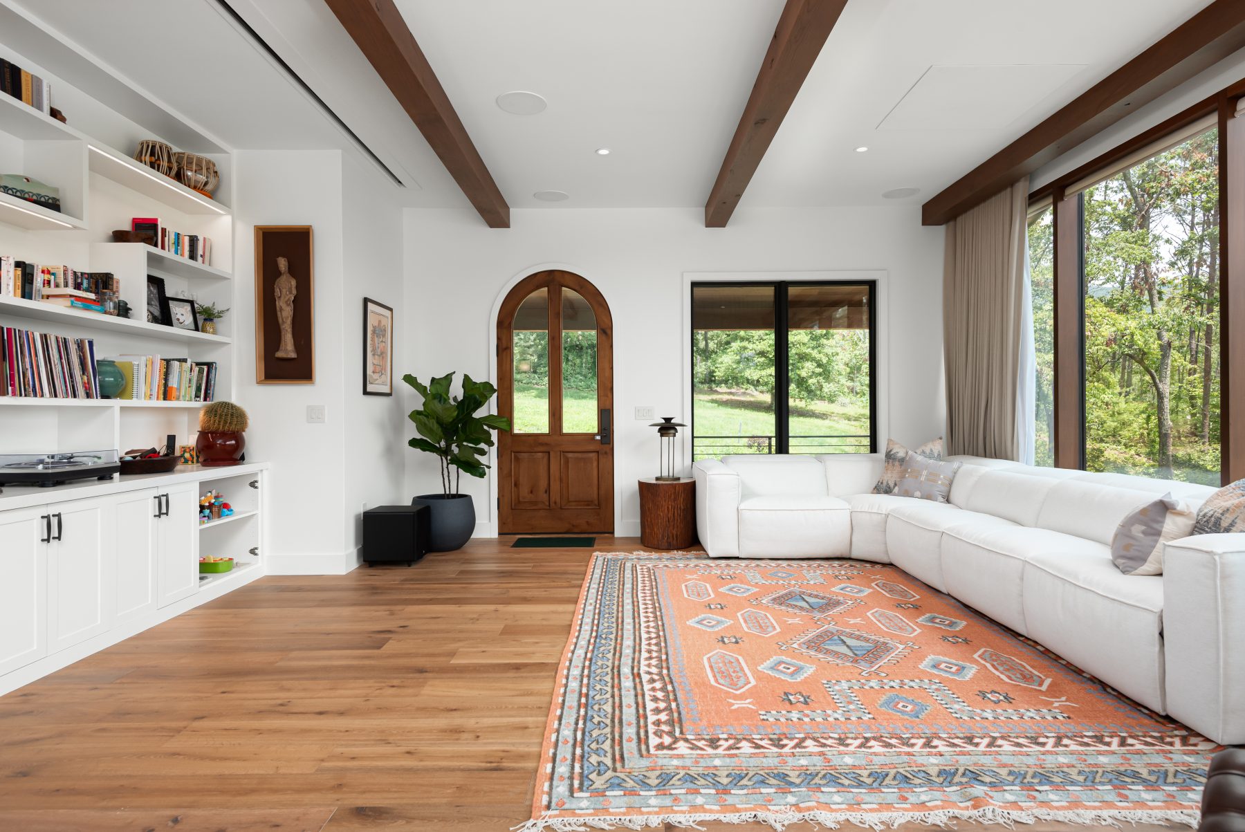 rolling-hills-renovation living room
